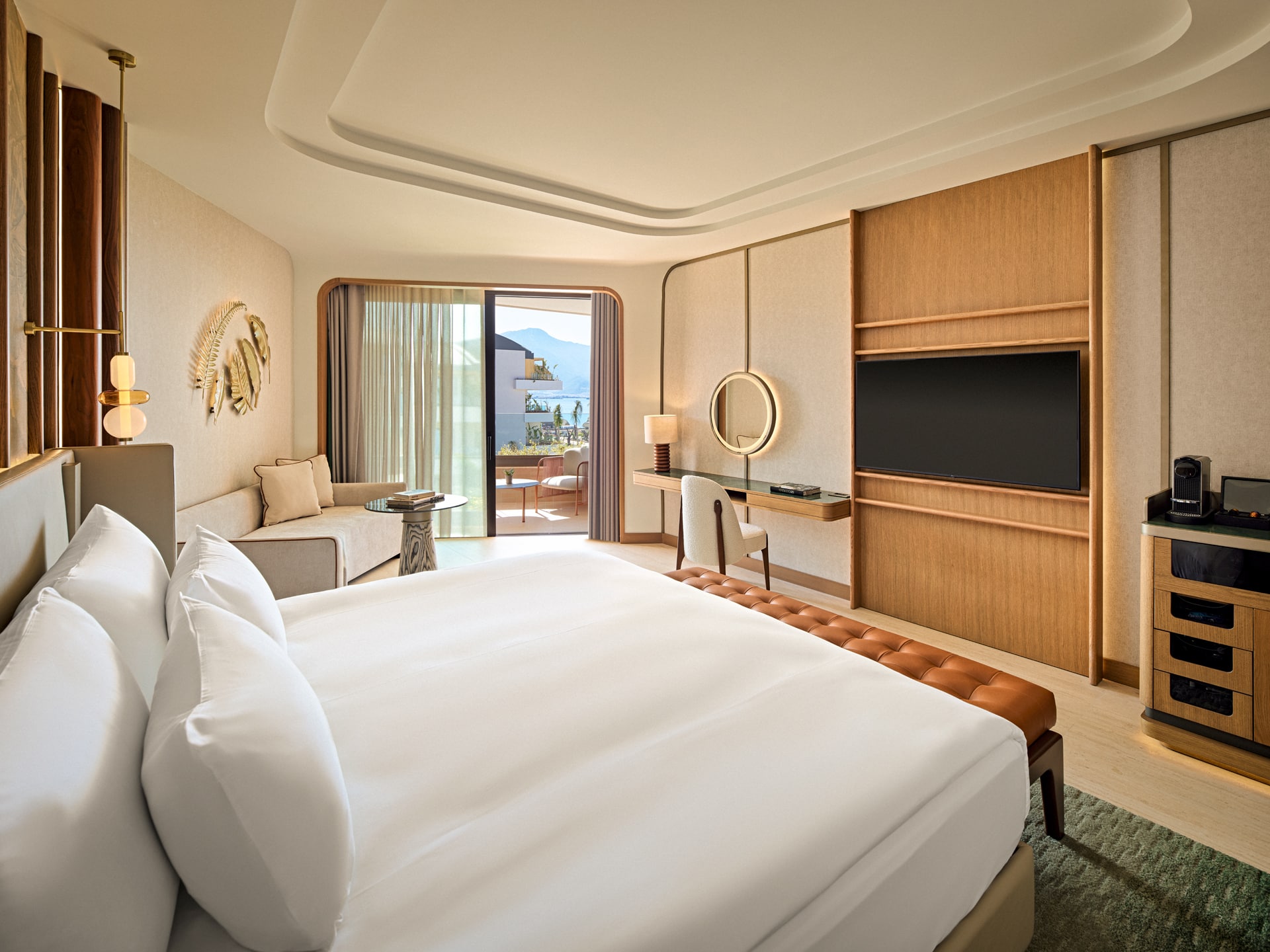 Club Deluxe Oda